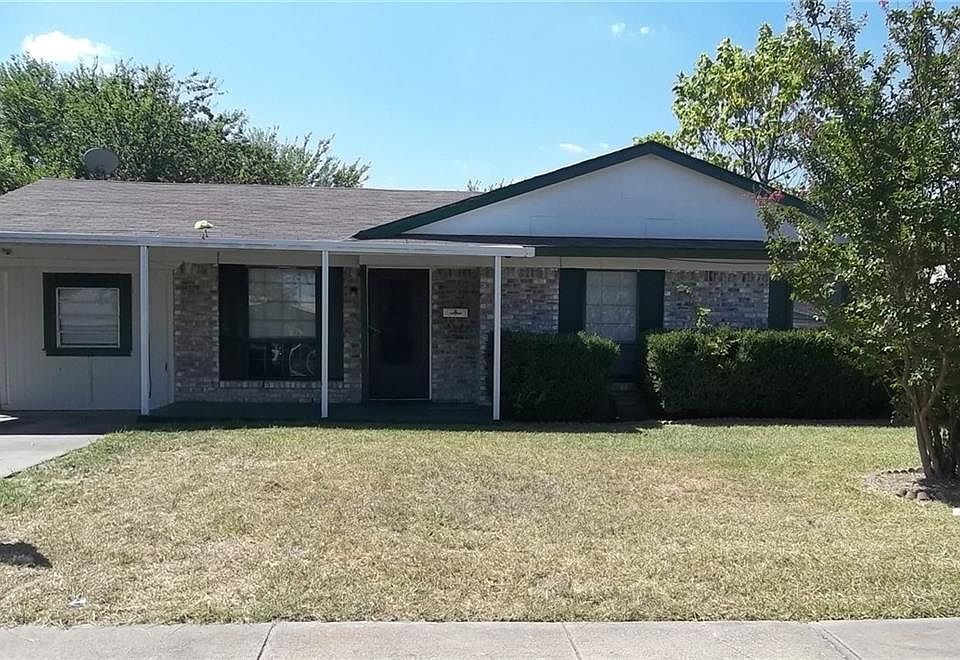 1st image of 313 Red Bud Ln