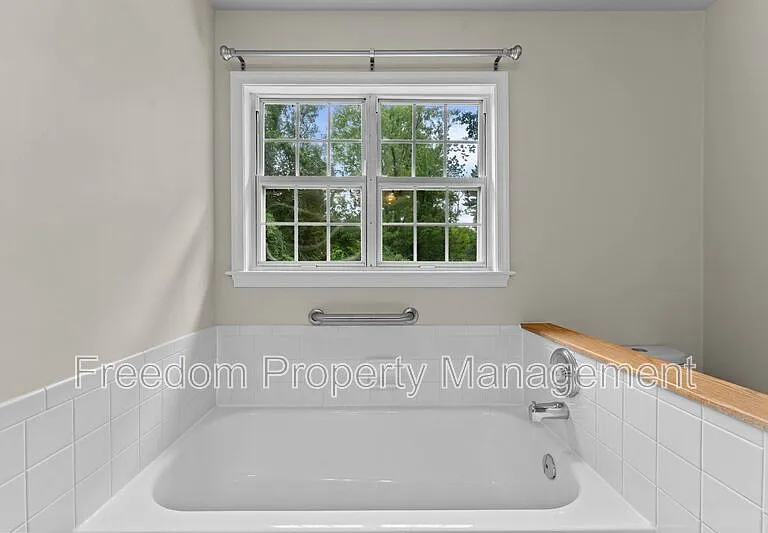 8644 Sanderling Dr — Photo 47