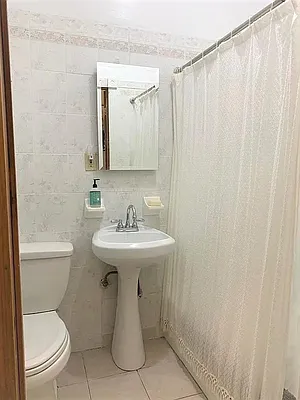 Rented by Virtual Real Estate | media 28