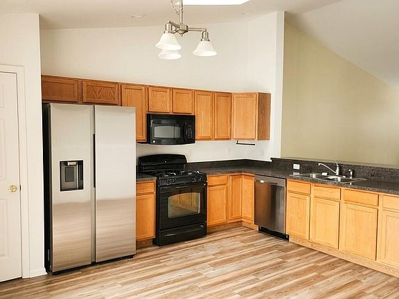 3rd image of 691 W 77th Ave
