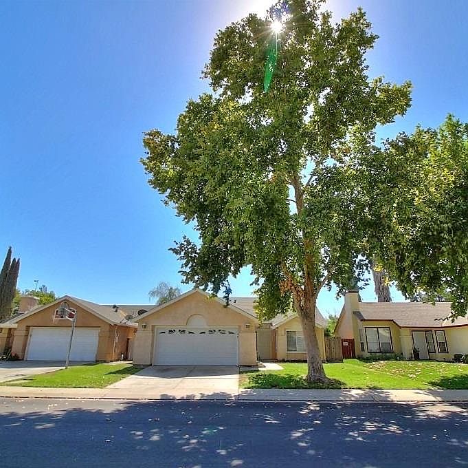 2nd image of 1108 Montavenia Dr