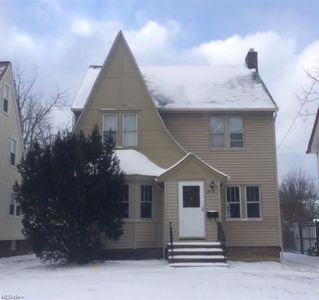 1012 Quilliams Rd, Cleveland Heights, OH, 44121