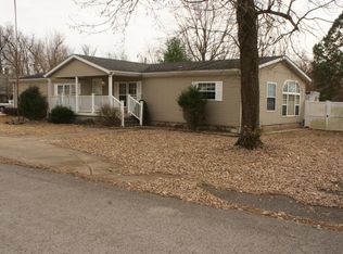 606 E 18th St, Metropolis, IL 62960