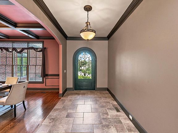 5th image of 844 Aberlady Pl