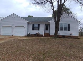 3220 Holly Ridge Dr, Chesapeake, VA 23323
