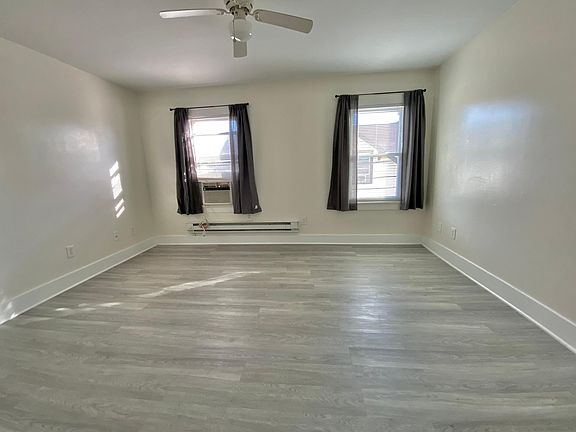 3rd image of 841 W 34th St #B