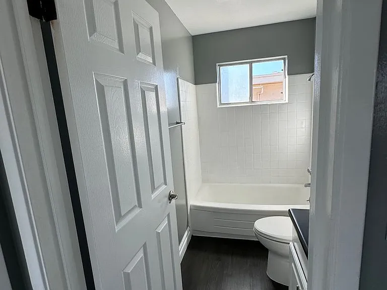 Metro Park Apartments - San Leandro — Photo 36