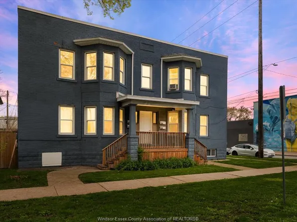 890 Howard Ave, Windsor, ON N9A 1S2