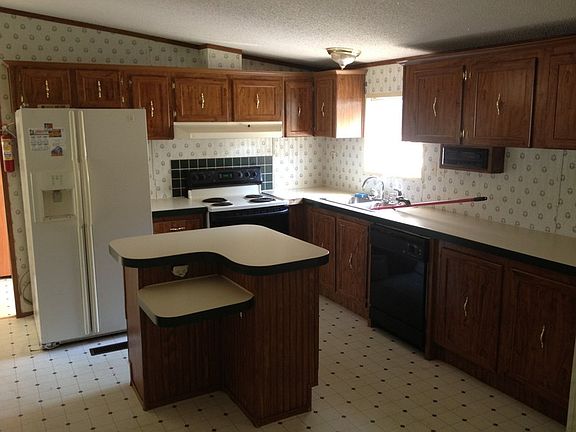 3rd image of 6940 McCrary Woods Dr