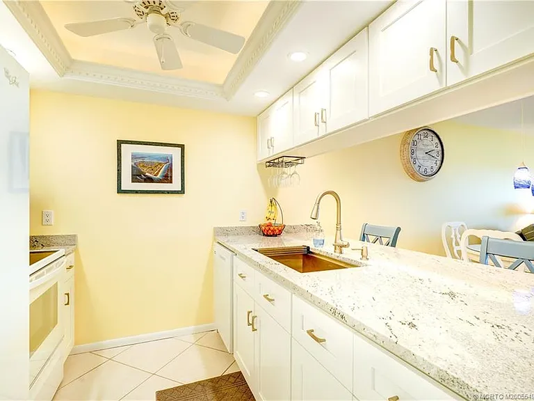 40 NE Plantation Rd #311 — Photo 6