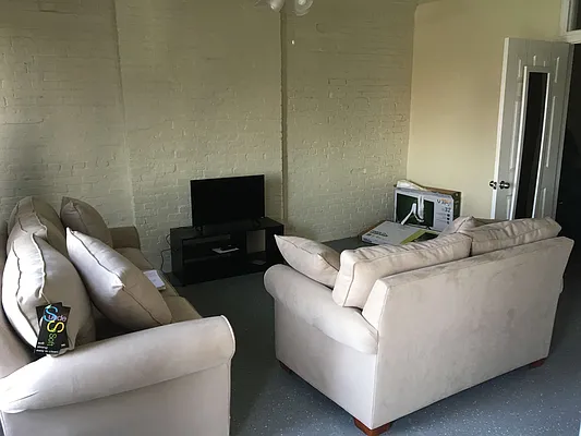 Rented by null | media 8