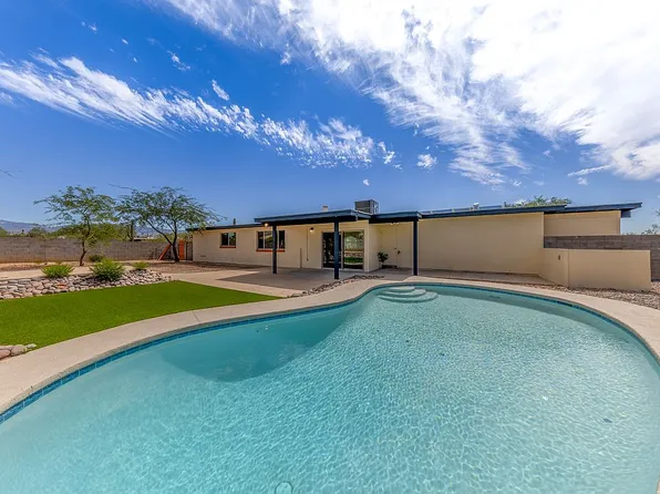 9301 E Shonto Ln, Tucson, AZ 85749