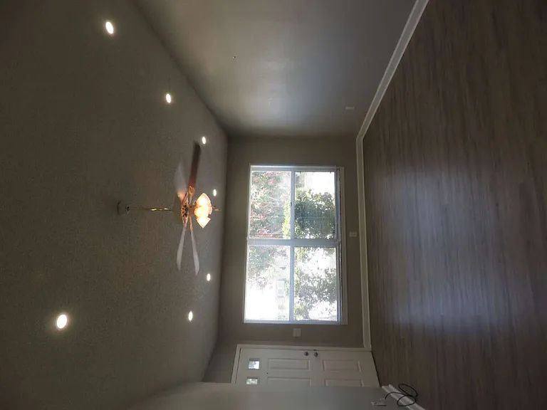 944 Burlwood St — Photo 30