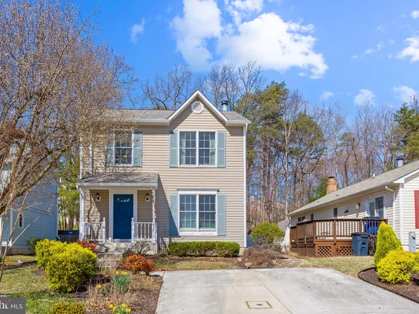 6371 Woodland Forest Dr, Elkridge, MD 21075