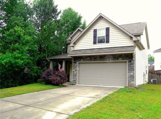 56 River Oak St, Spring Lake, NC 28390