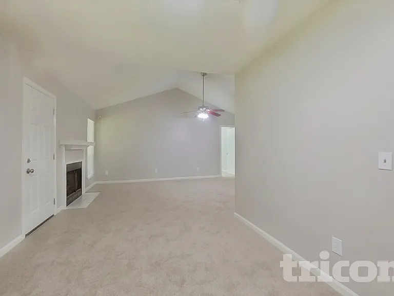 3495 Baroney Ln SW — Photo 5