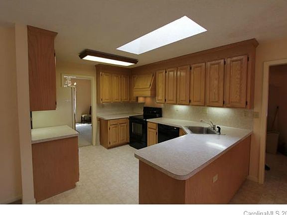 4th image of 193 Sunfish Dr