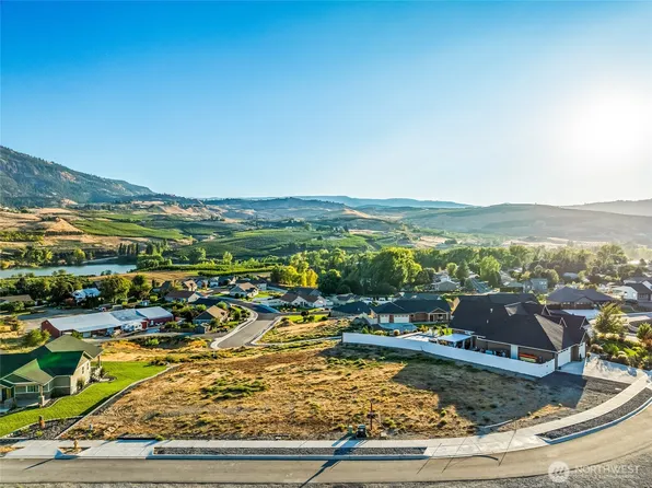 76 Tex Ford Drive, Malaga, WA 98828