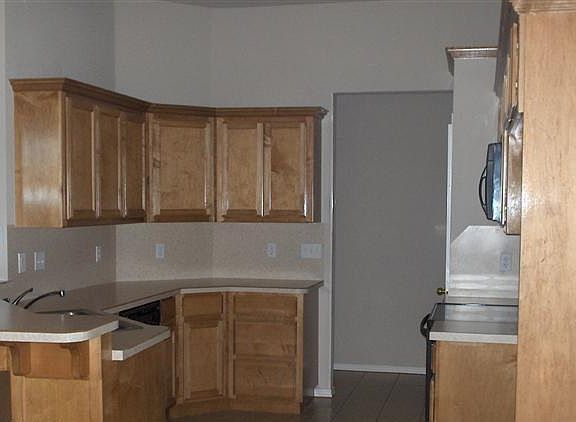3rd image of 15808 Vicki Dr