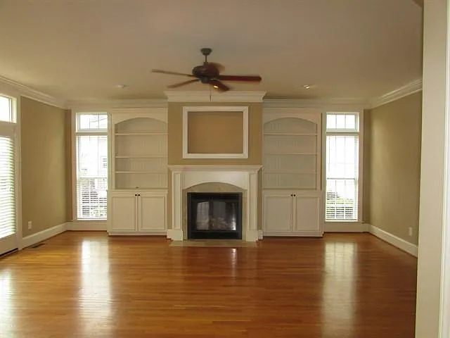 1305 Palace Garden Way — Photo 5