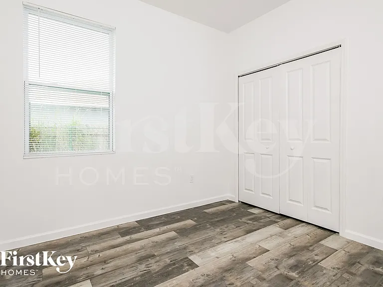 925 Albertville Ct — Photo 12