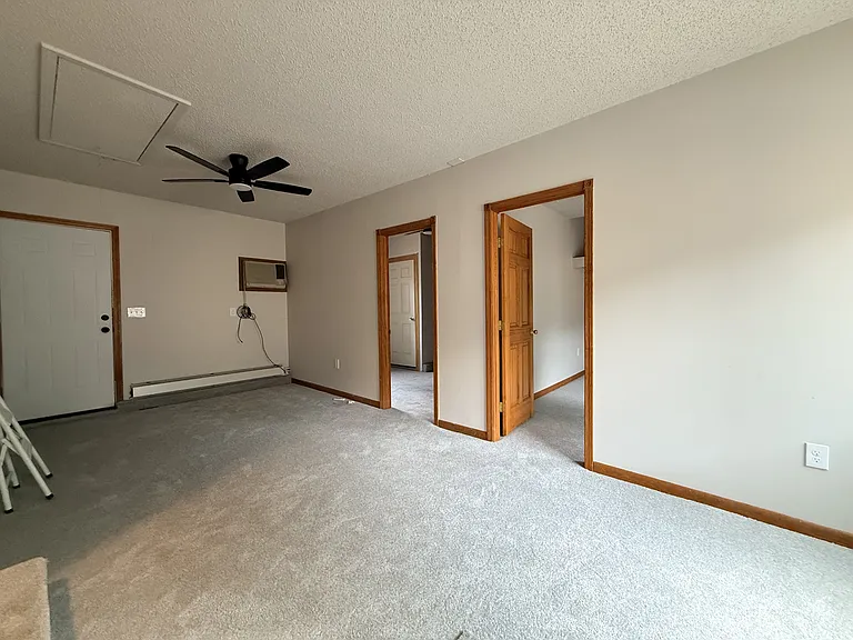 418 W Olive St — Photo 11