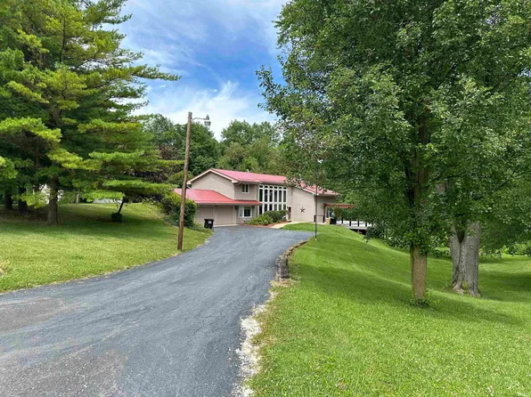 1901 N Julie Dr, Peru, IN 46970
