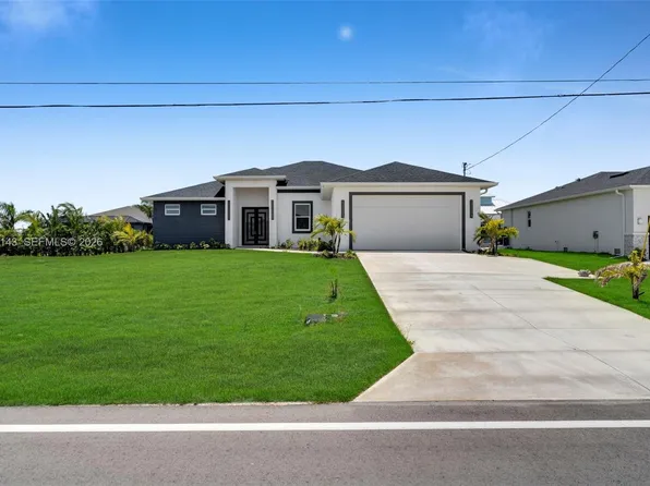 4220 Jacaranda Pkwy W, Cape Coral, FL 33993