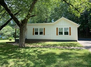 171 E Killian St, Canton, GA