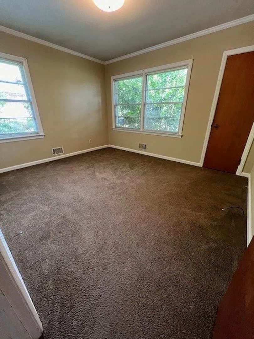 3 Bedroom, 1 Bath Home — Photo 4