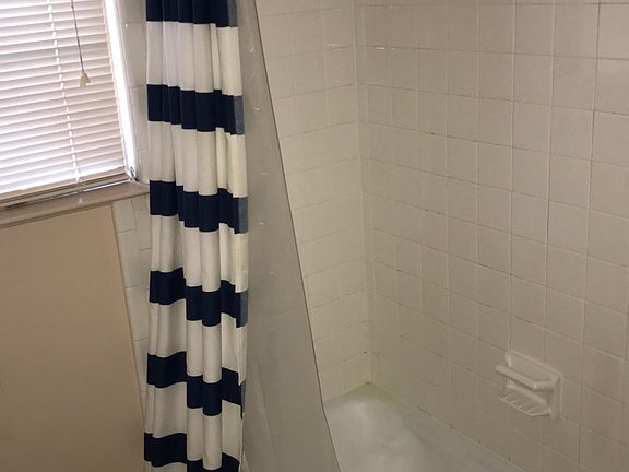 2nd image of 3218 Harris Park Ave APT A
