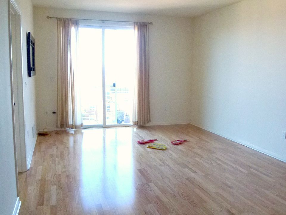 2nd image of 501 Crescent Way APT 5312