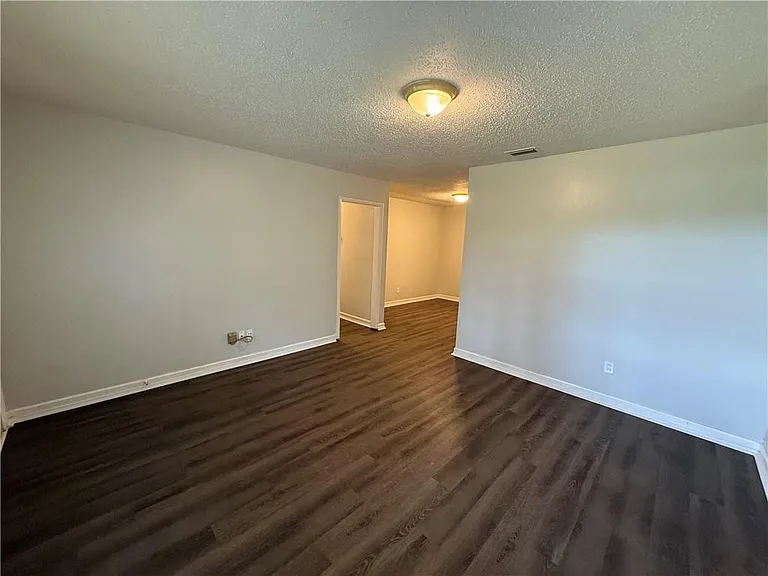 3009 Dodd Dr — Photo 5