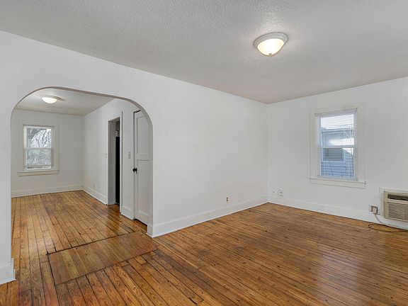 5th image of 521 N Warren Avenue