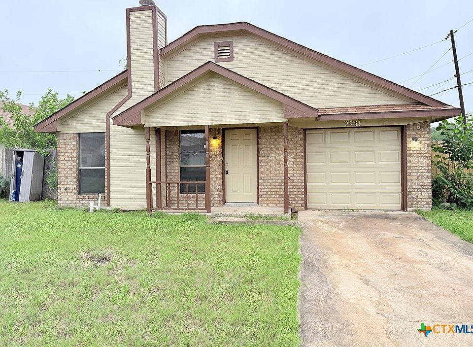 1st image of 2251 Hilltop Loop