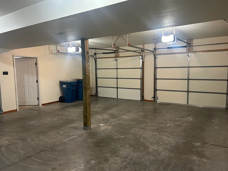 3738 Oxford Rd — Photo 10