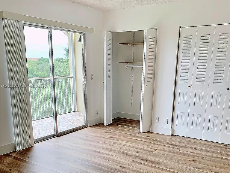 101 SW 132nd Way #413J — Photo 24