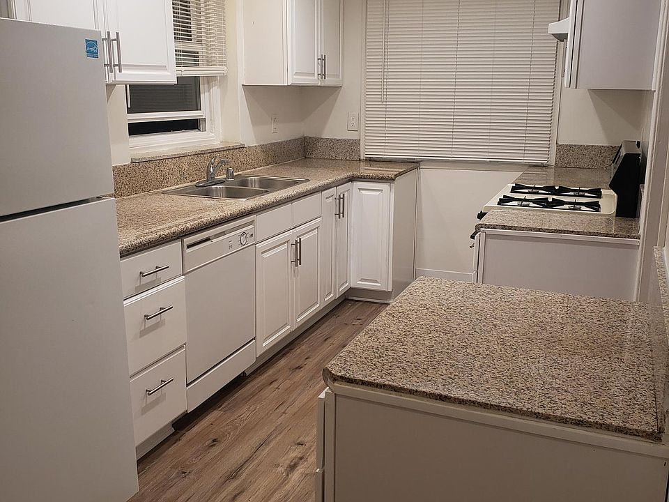1st image of 1809 Verdugo Loma Dr
