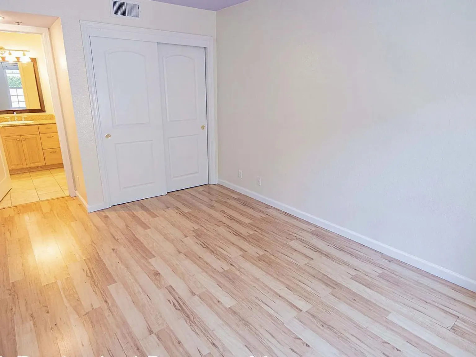 2 bed, 878 sqft, $3,500 — Photo 3