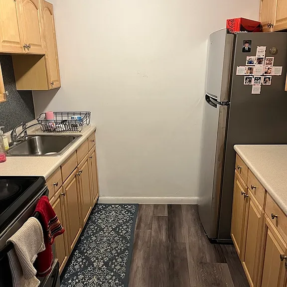 205 Kent St #24 — Photo 2