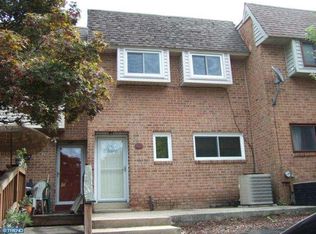 1129 Blair Ct, Newark, DE 19711