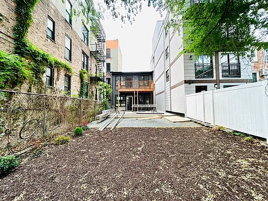 Rented by GROOME REALTY LLC | media 2