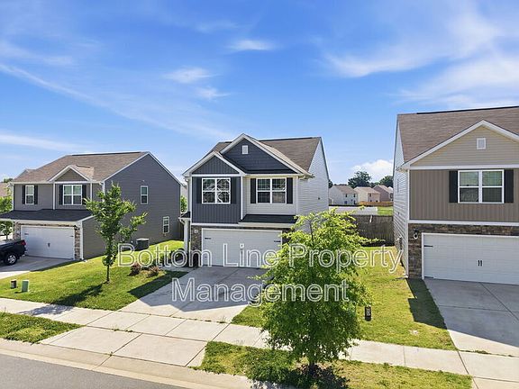 5th image of 608 Frosty Way