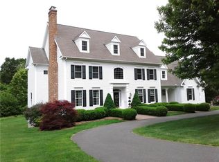 8 Teachers Turn, Simsbury, CT 06070