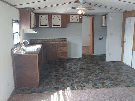 5th image of 100 Jordan Dr