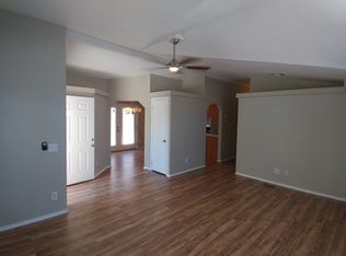 419 Saint James Pl SW, Albuquerque, NM 87121