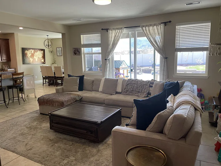 10510 Rollins Dr — Photo 18