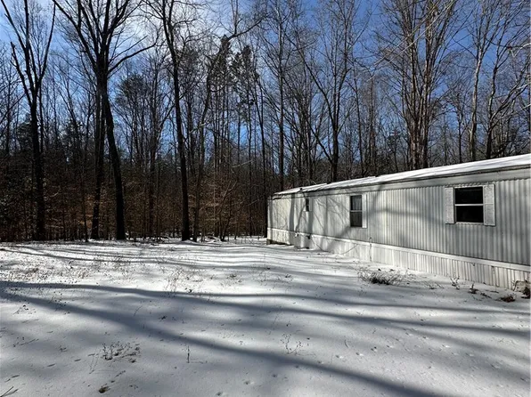 395 Holly Grove Est, Bumpass, VA 23024