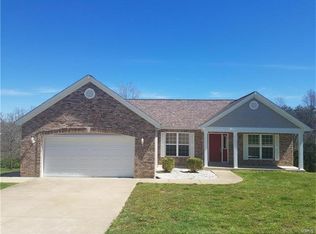 9748 Round Table Ct, Hillsboro, MO 63050