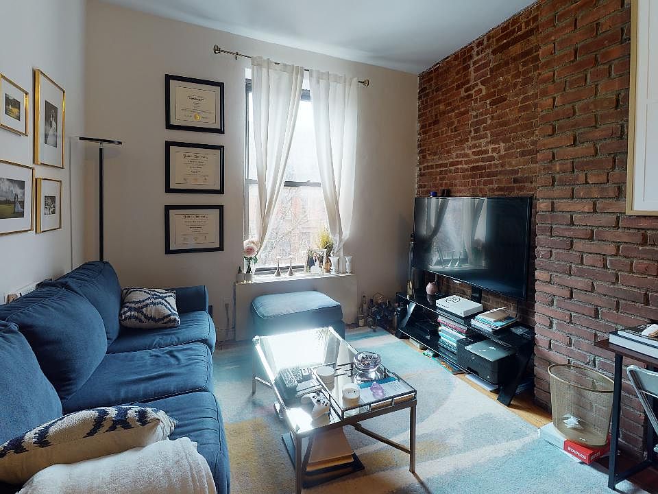 1st image of 55 W 89th St APT 4F